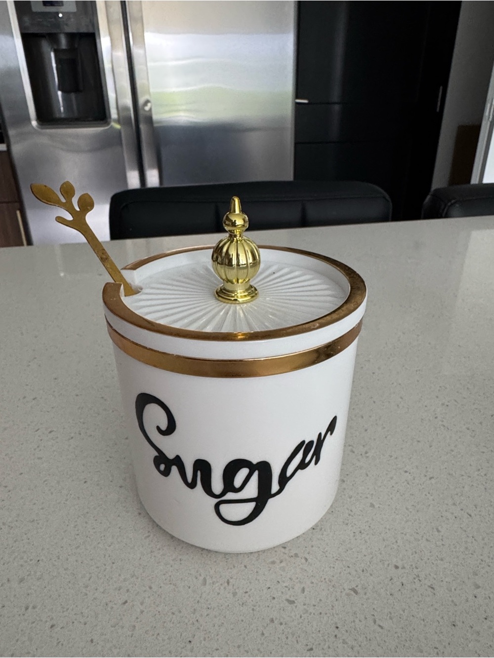 White & Gold 'Sugar' Ceramic Canister with Lid - Picture 2 of 3